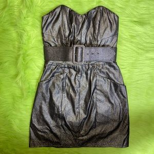 STRAPLESS GLITTER GOLD MINI DRESS WITH BELT SIZE MEDIUM